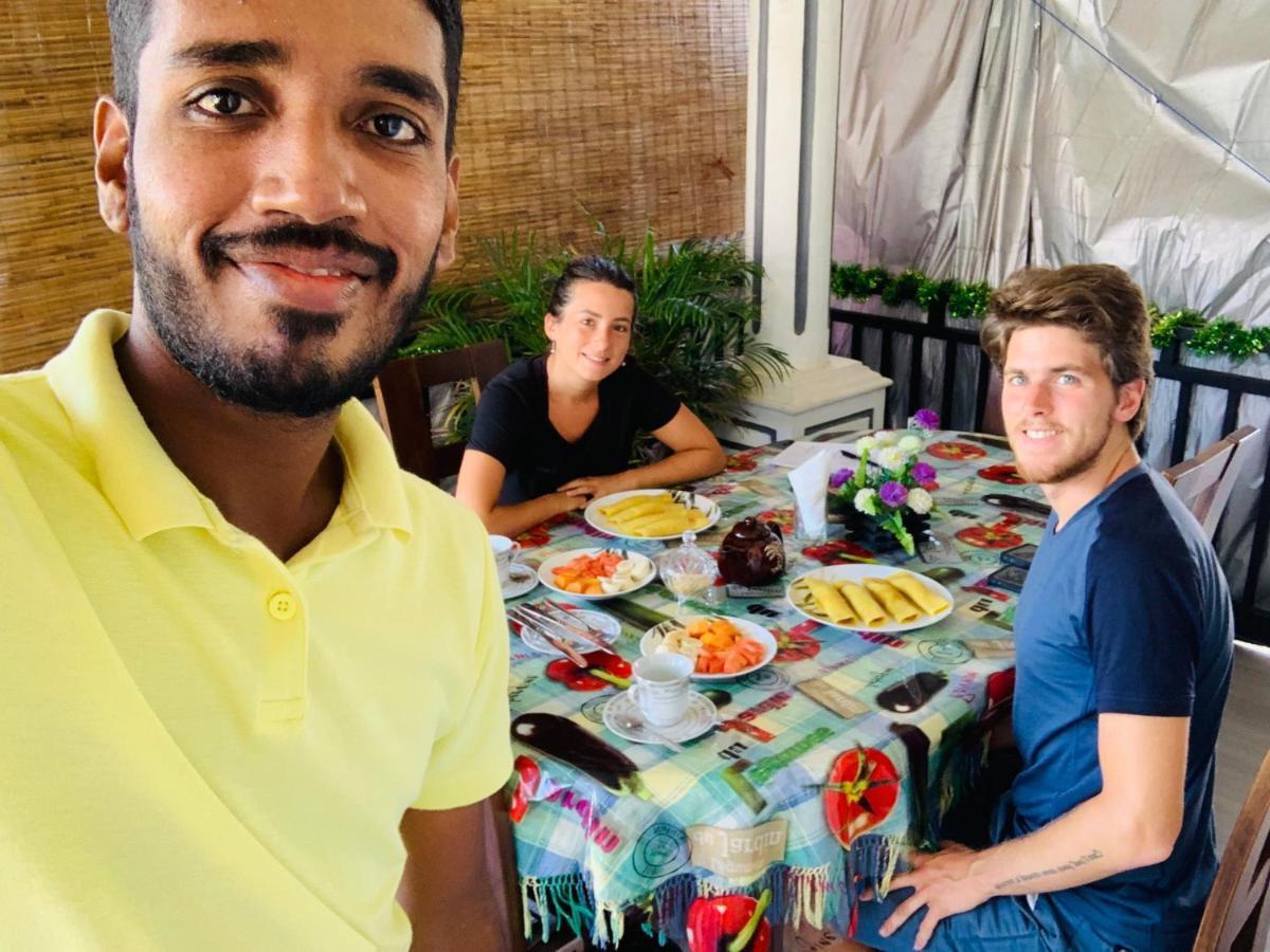 Rodrigo'S Villa & Restaurant 尼甘布 外观 照片