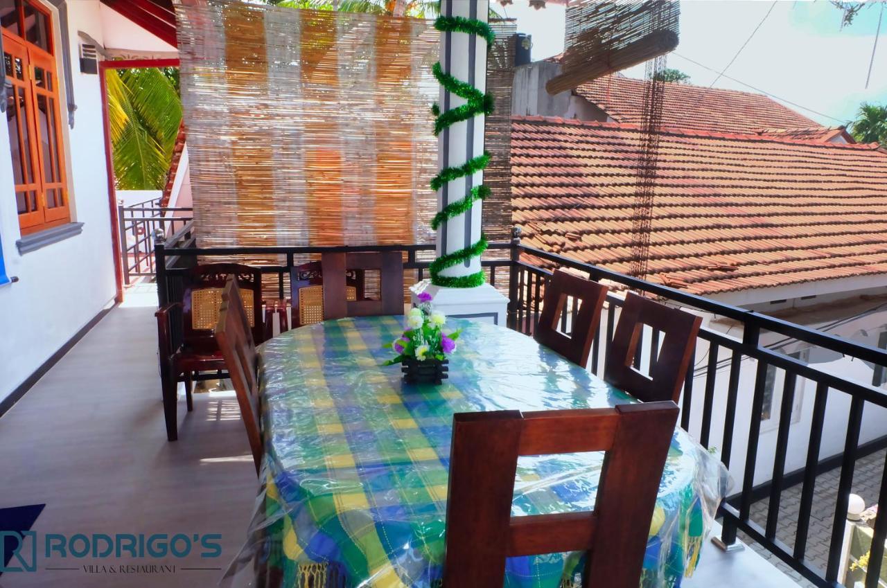 Rodrigo'S Villa & Restaurant 尼甘布 外观 照片